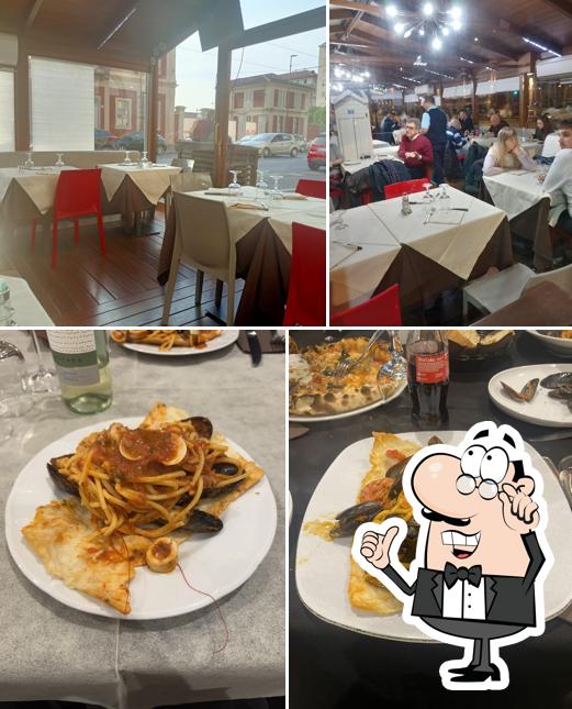 Dai un'occhiata agli interni di Pizze & Cozze