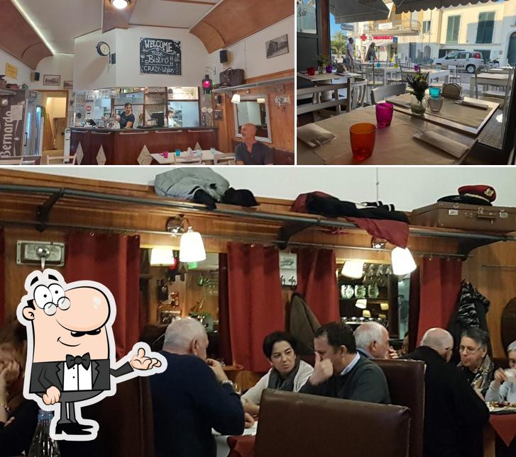 Gli interni di Crazy Wagon (Pizzeria&Bistró)