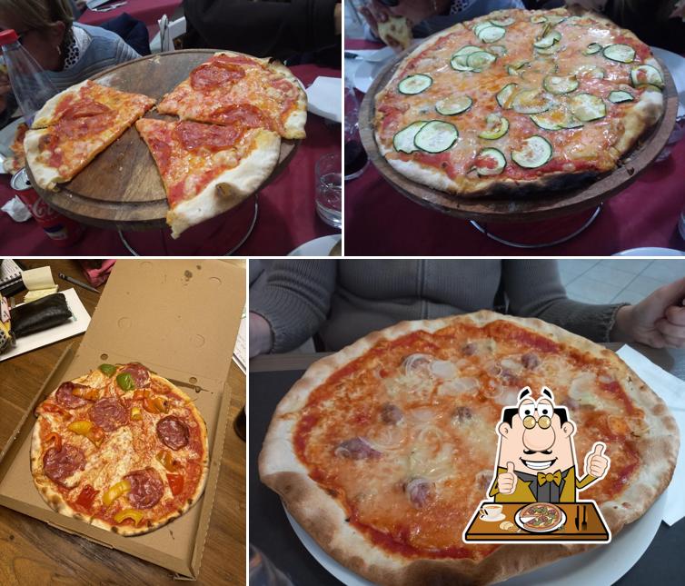 A Ristorante Pizzeria l'Orso Ghiotto, puoi prenderti una bella pizza