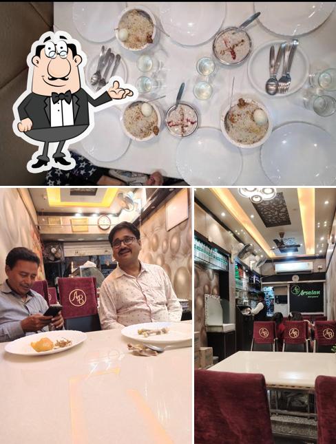 The photo of AB ARSALAN BIRYANI’s interior and food