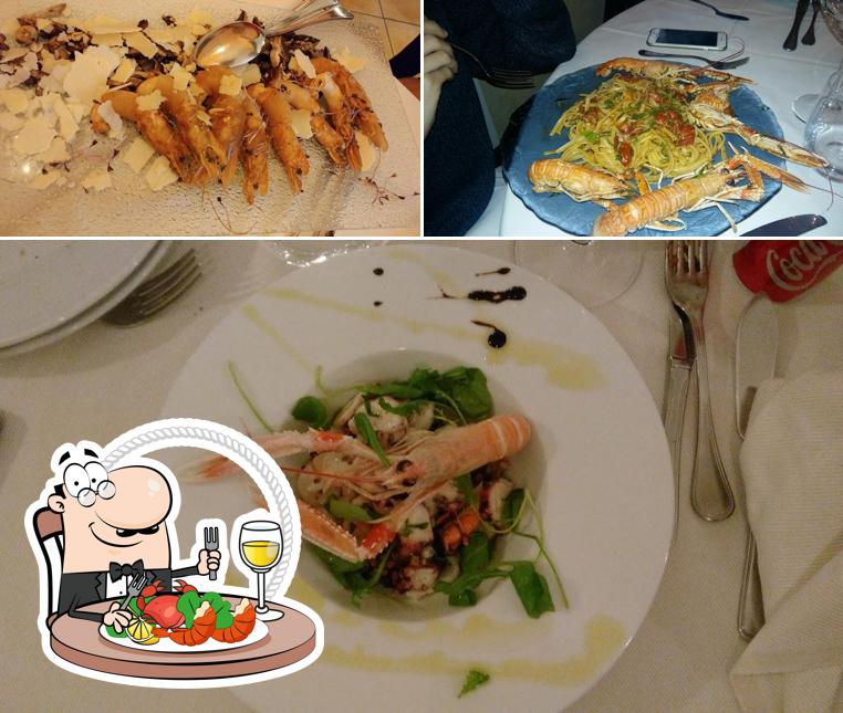 I clienti di Il Marinaio possono provare vari pasti di mare