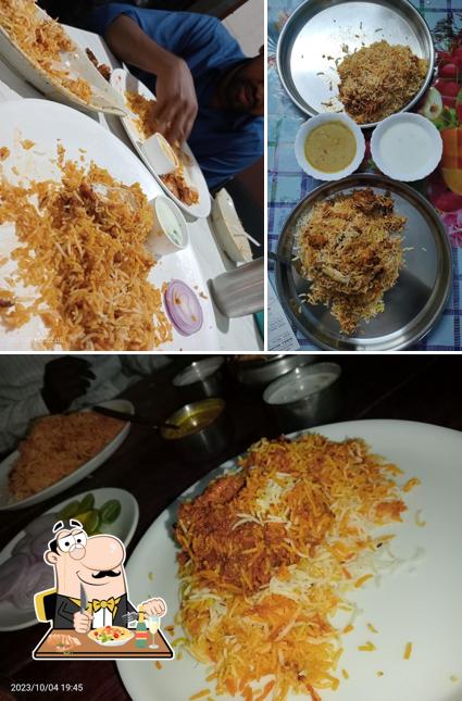 Pad thai at New Palamuru Grills