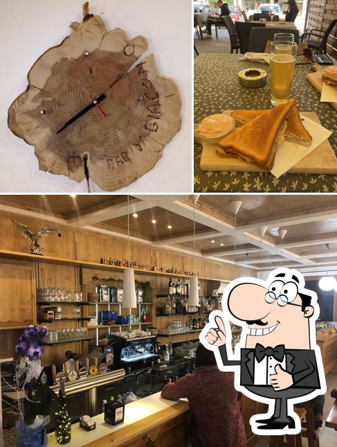 Ecco un'immagine di bar "al ponte" da Giacomo