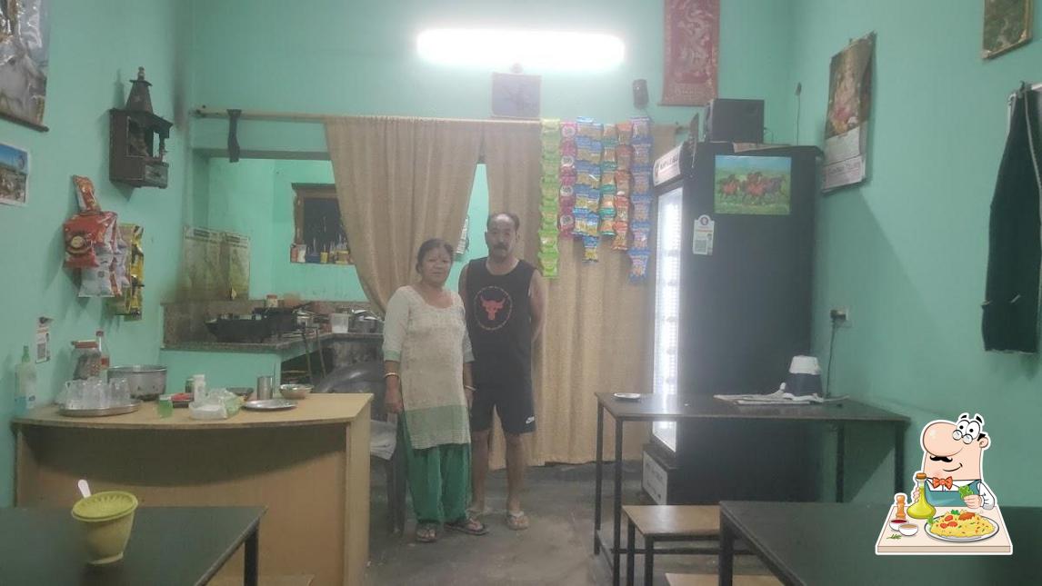 Food at Gurung restaurant