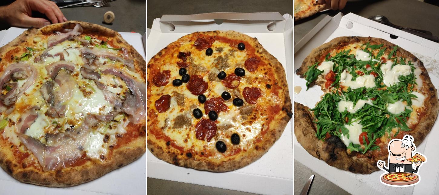 Scegli tra le molte varianti di pizza