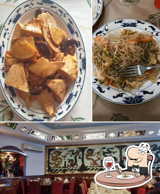 Platti al Ristorante Cinese Hua Xing