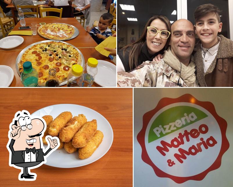 Dai un'occhiata agli interni di Red pizza