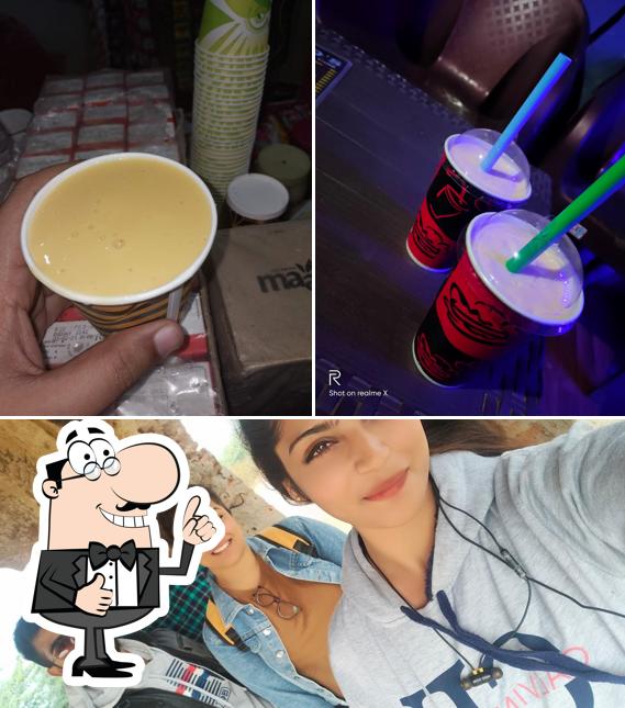 4 friends Cafe picture