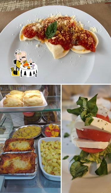 Cibo al Sa Domu e Farra - Prodotti tipici Sardi