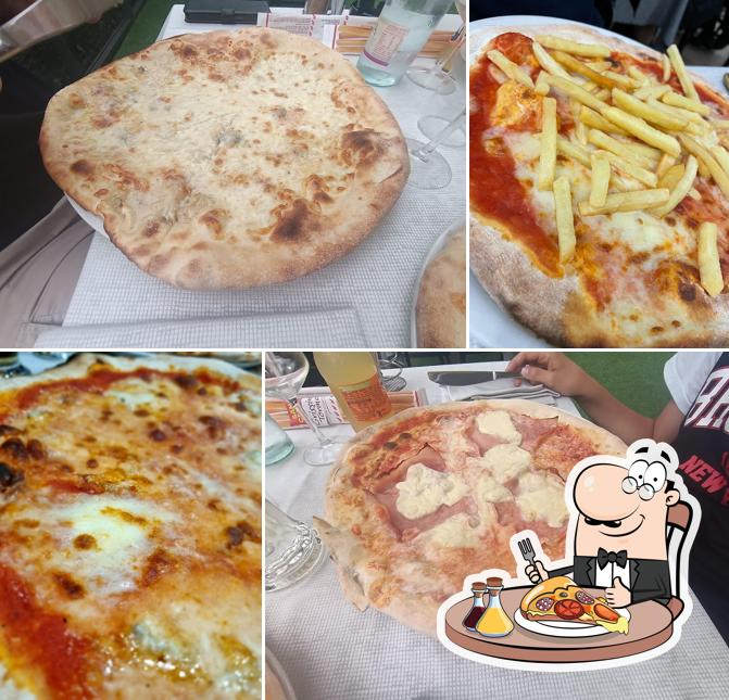 A Nuova Panarea, puoi assaggiare una bella pizza