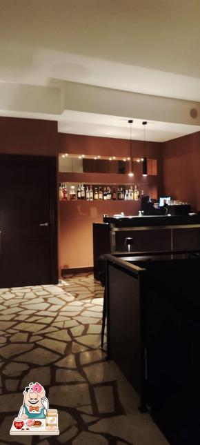 DOGMA Ristorante propone un'ampia gamma di dolci