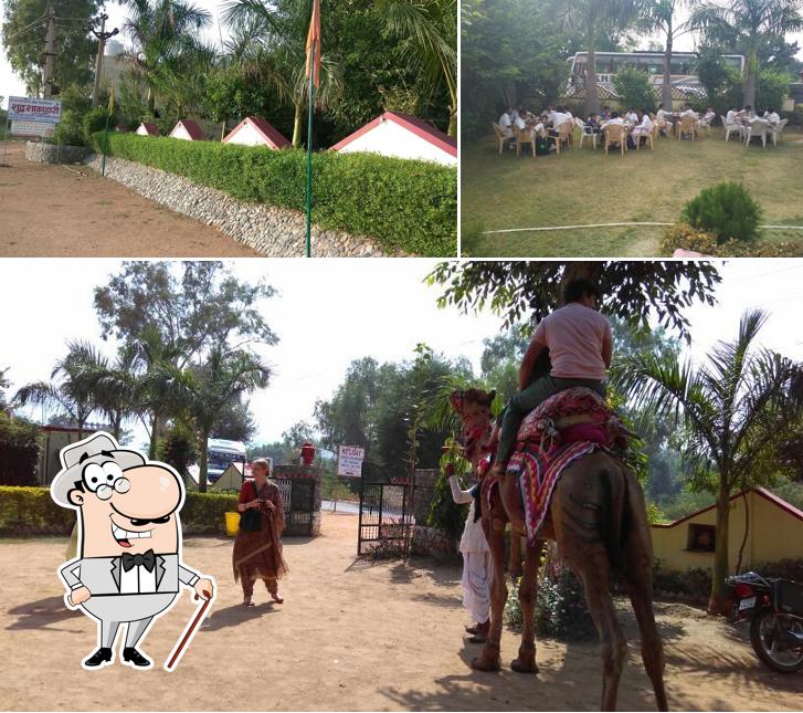 The exterior of Holiday Green Restaurant