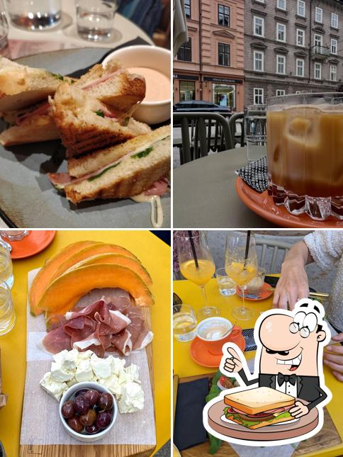 Toast al formaggio al Tozd
