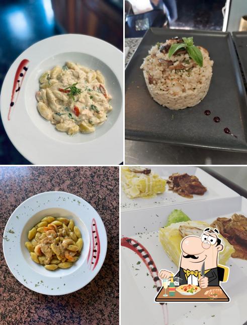 Platti al Pizzeria Ancora
