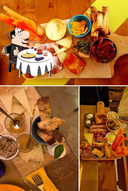 Piatto di formaggi al In alto vineria