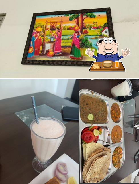 Take a look at the image depicting food and beverage at BAGVAN RESTAURANT