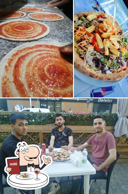 La foto di cibo e esterno da Instanbul Kebab Pizza E Grill
