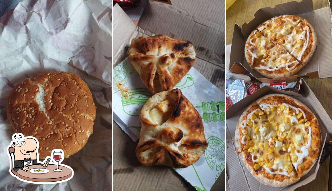 Meals at Mountain'S PIZZA Club, Sanjauli