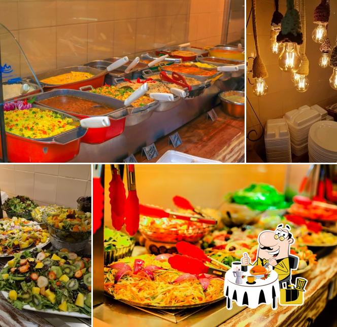Comida em Restaurante Comedoria Escritório