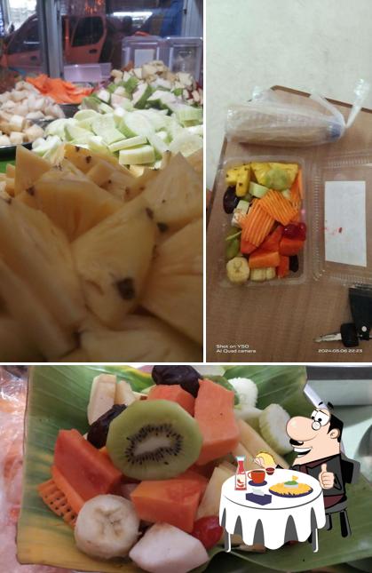 Cheese plate at Ganesan Fruit Salad