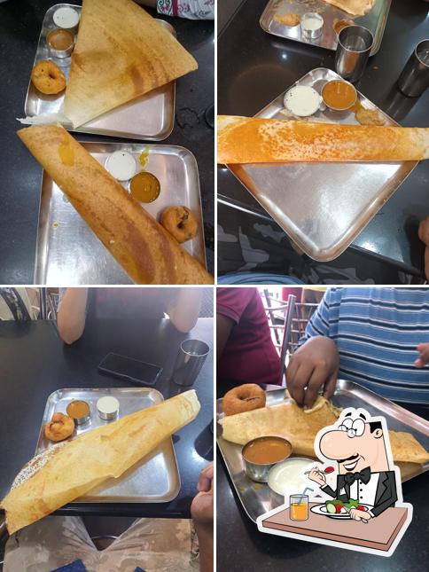 Masala dosa at Hotel Lakshmi Nivas