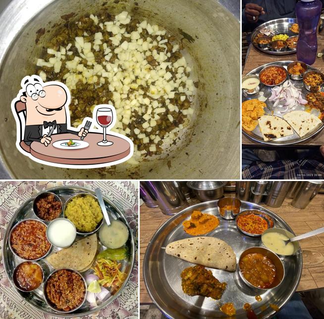 Meals at Maa No Rotlo-Kathiyawadi Hotel