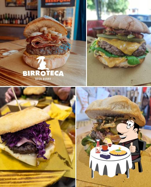 Prenditi un hamburger a Birroteca Beer Bunny