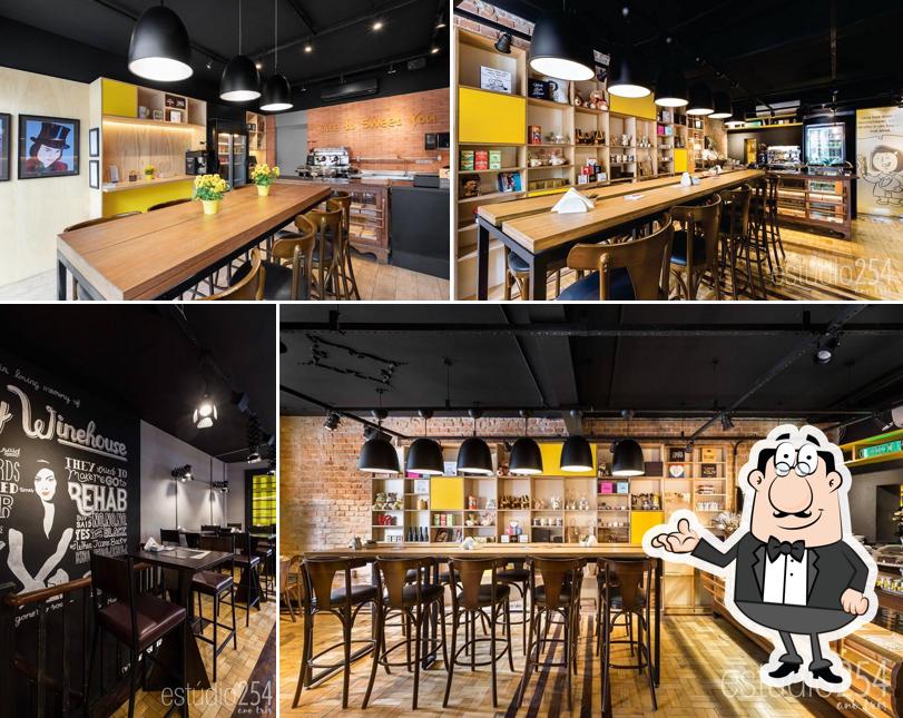 O interior do Charlie