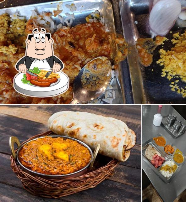 Food at Karnawat Bhojan Prashadi