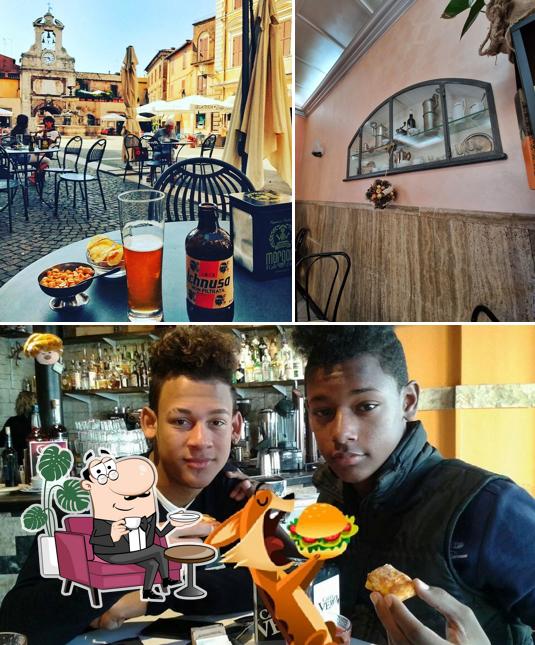 La immagine della interni e bancone da bar di Caffè - Bar Tonetti Lucia