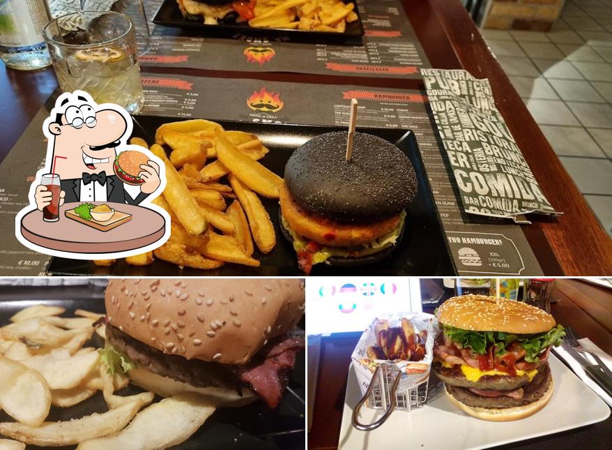 Concediti un bell'hamburger a Mr. Smoky Drink&Grill