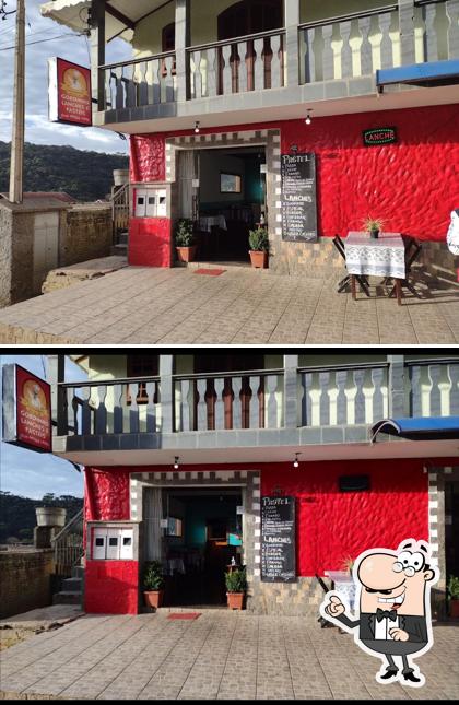O exterior do Sanduíches - Gordinho Lanches