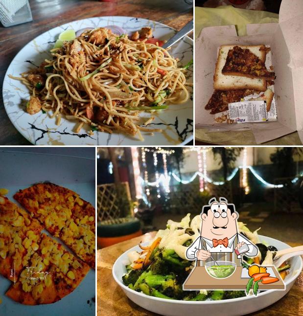 Seaweed salad at Cafe Resto