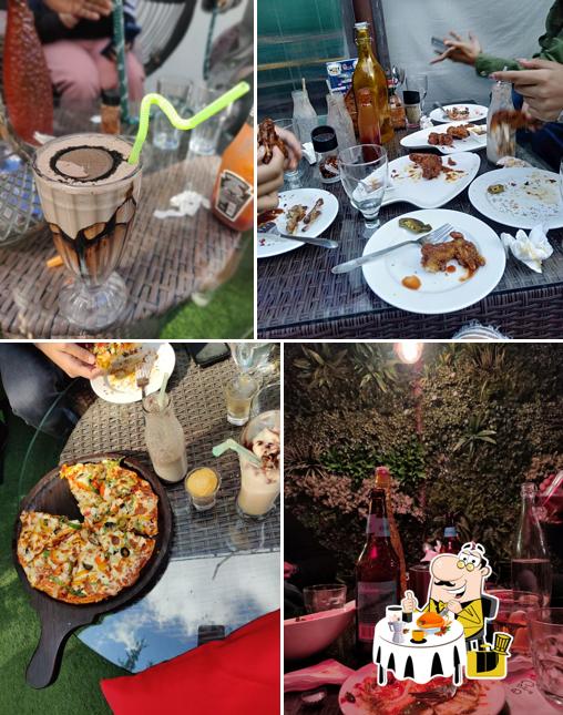 Meals at The Que Cafe