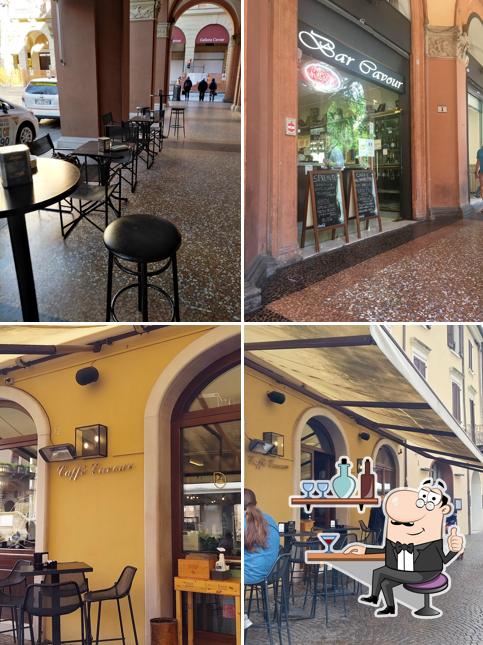 Dai un'occhiata agli interni di Cafè Cavour