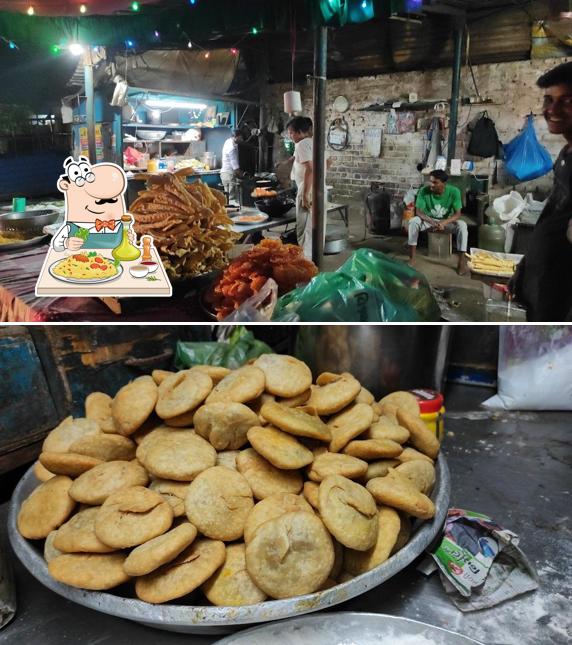 Food at Bajrang Samosa