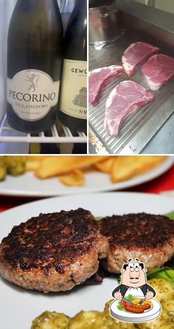 Platti al WHITE GRILL Coffee, Grill & Wine
