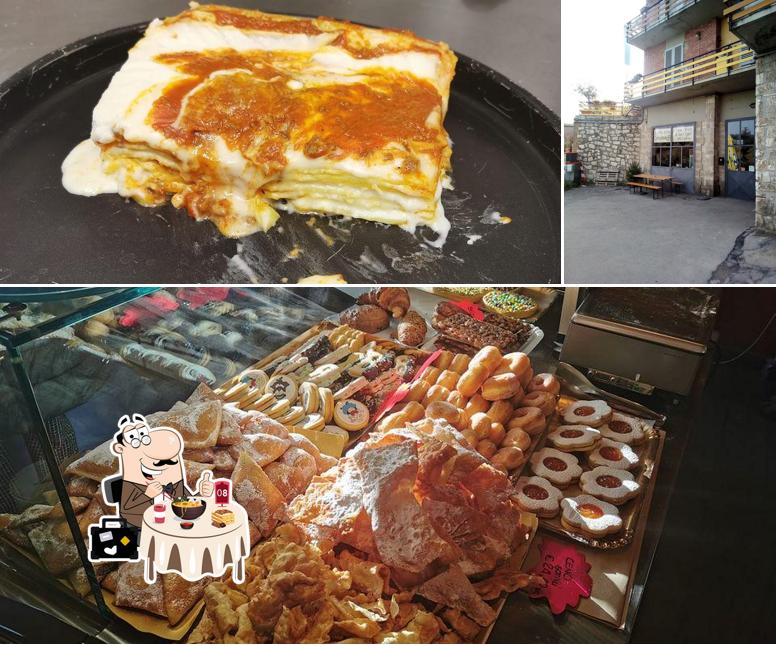 La immagine della cibo e esterno di Forno Delle Campane a Botteganova di a.f.a. Srl