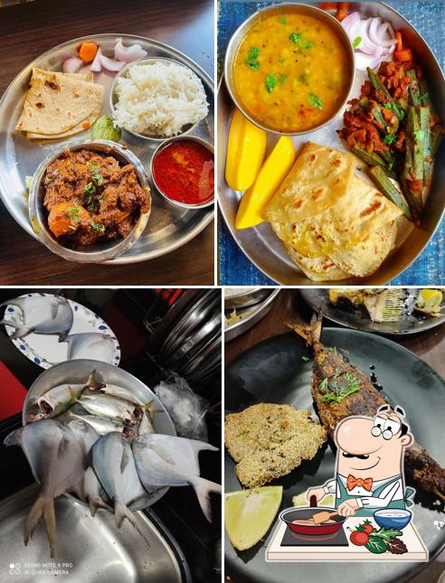 Chicken curry at Malvani Lunch Home