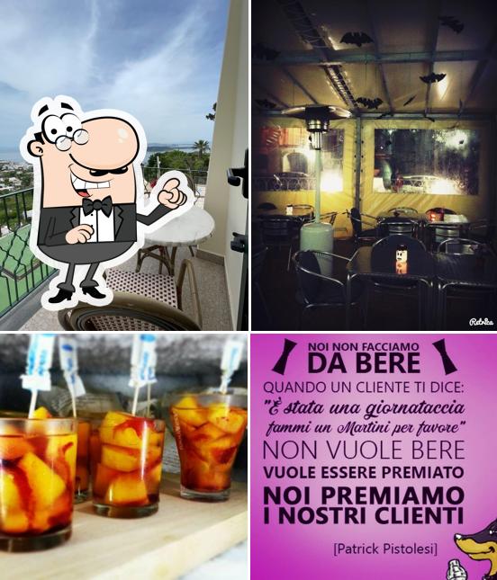 Gli interni di Village Cafè