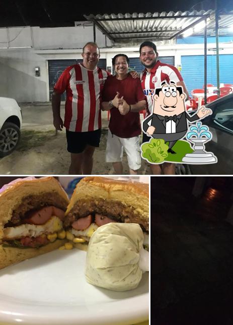 Esta é a ilustração ilustrando exterior e comida no Ceará Lanches