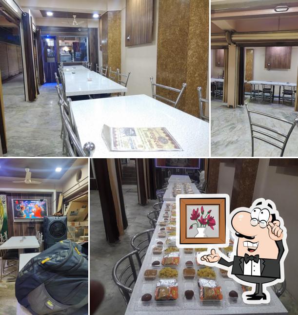 Check out how SHRI THAKUR JI KHANA KHAZANA looks inside