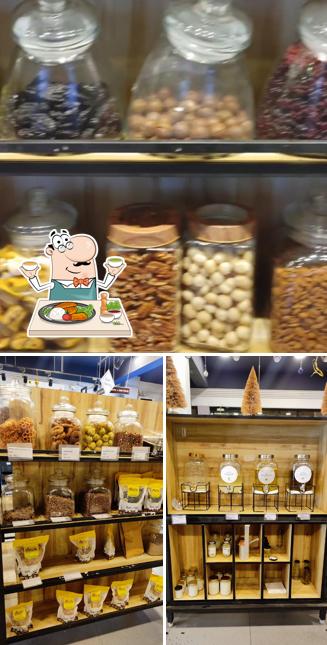Food at Zero Artificial organic supermarket & cafe