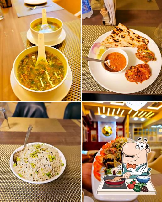 Chicken curry at 4Brothers Daawat Restaurant