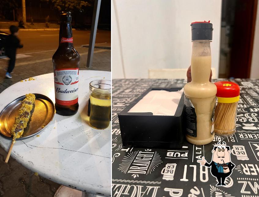 Desfrute de um drinque no Espetinho da República