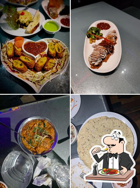 Meals at Aura : The Pub