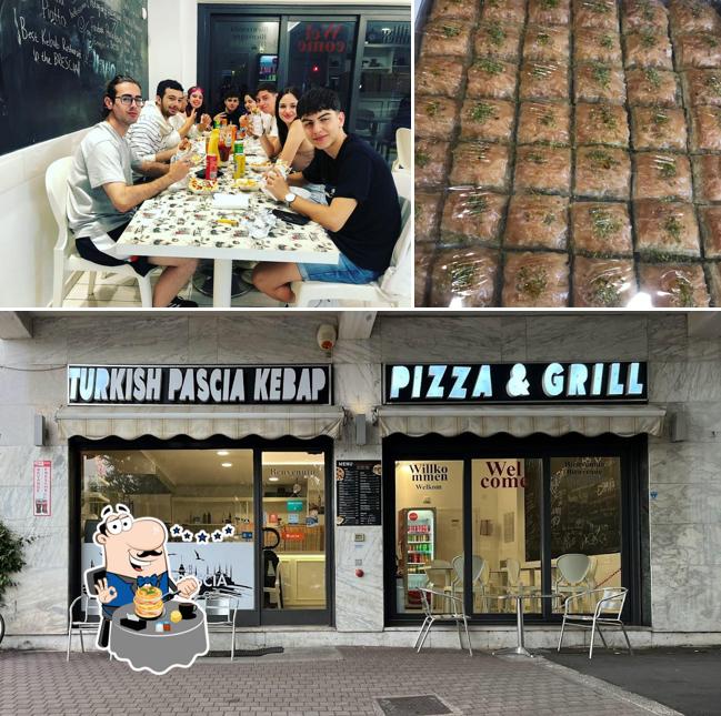 Dai un’occhiata alla foto che mostra la cibo e interni di Turkish Pascià kebab