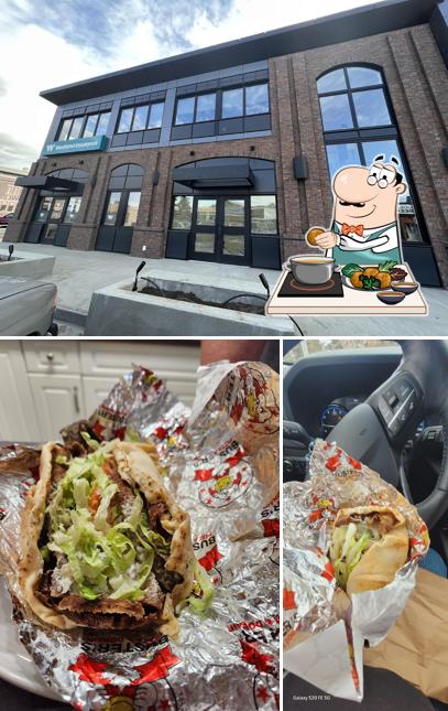 Buster's Pizza & Donair