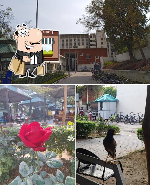The photo of Vigyan Bhawan Canteen’s exterior and food