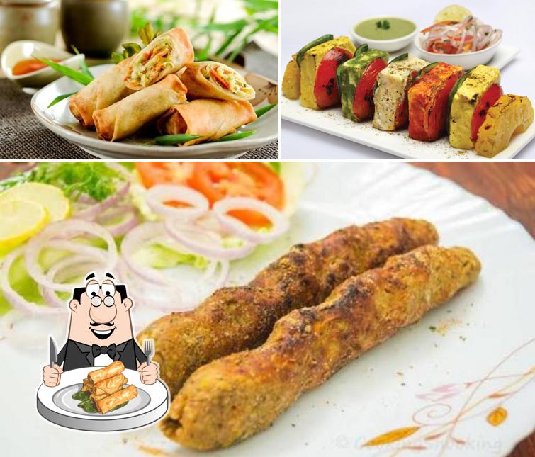 Spring rolls at BAGEECHA Restaurant